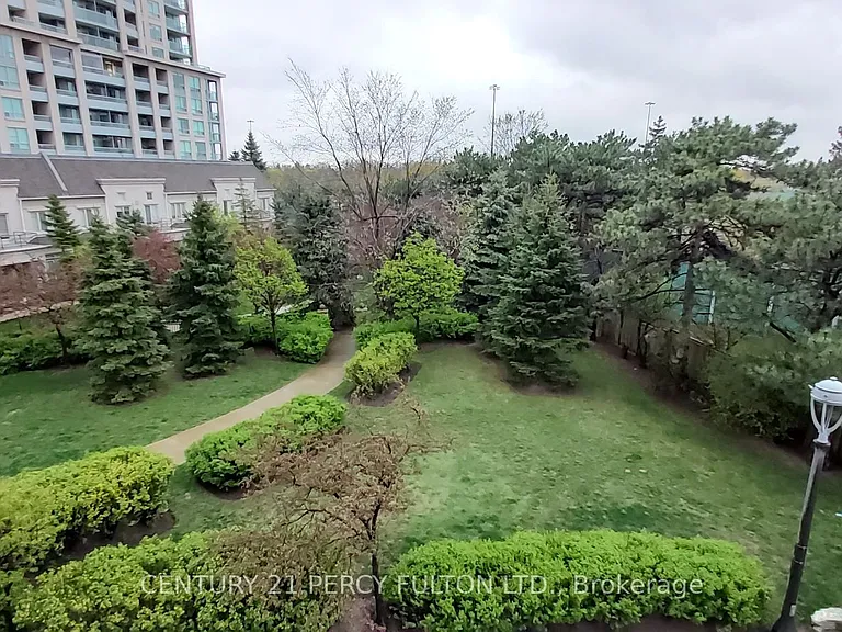 18 Kenaston Gdns #317 — Photo 16