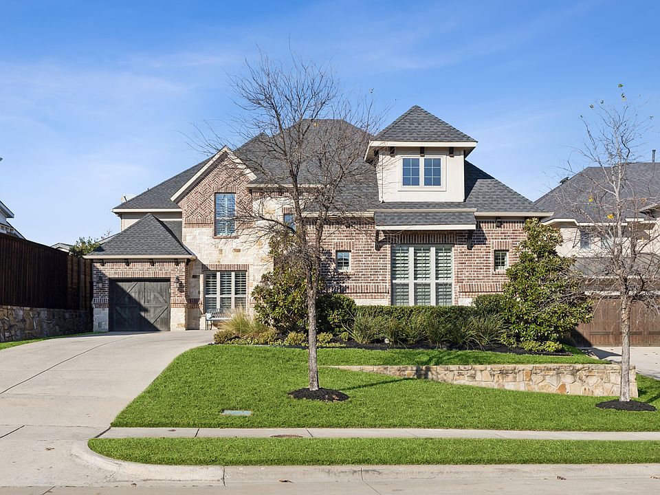 1st image of 9169 Vintage Oaks Ct