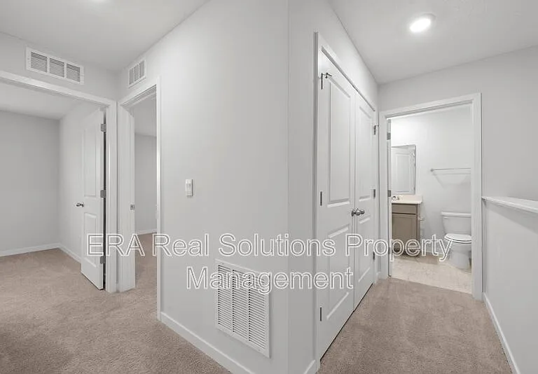 6294 Marinelli Dr S — Photo 22