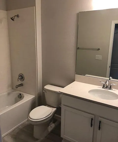 4710 New Orleans Cv — Photo 4