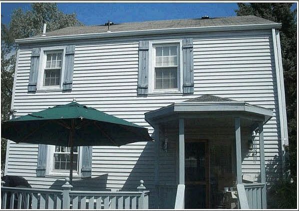 2nd image of 1933 McLean St