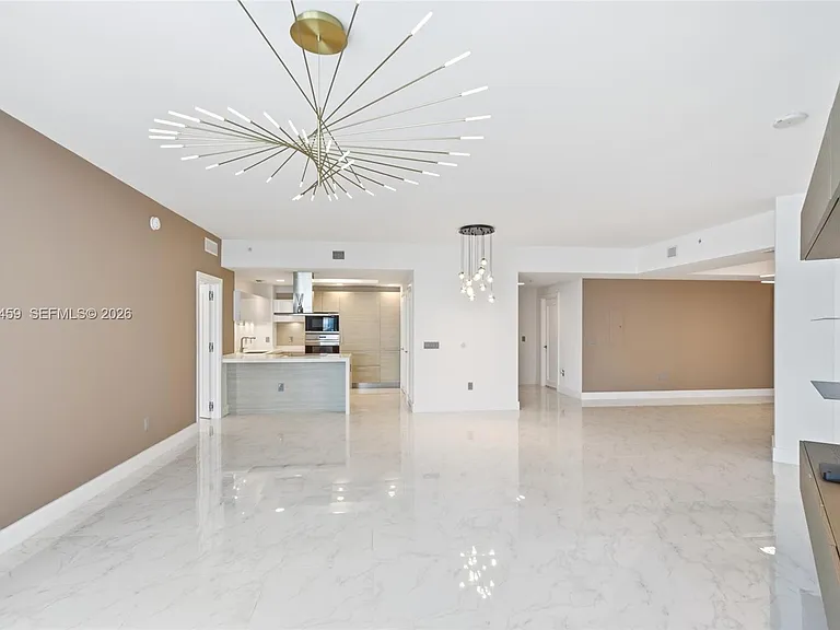 17301 Biscayne Blvd #1008 — Photo 6