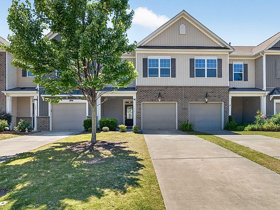 3rd image of 144 Durants Neck Ln