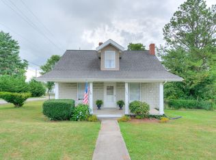 1200 5th St, Radford, VA 24141