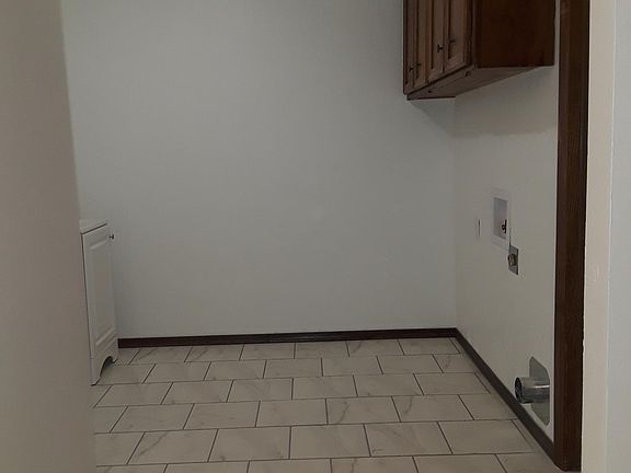 2nd image of 8101 NW 19th St
