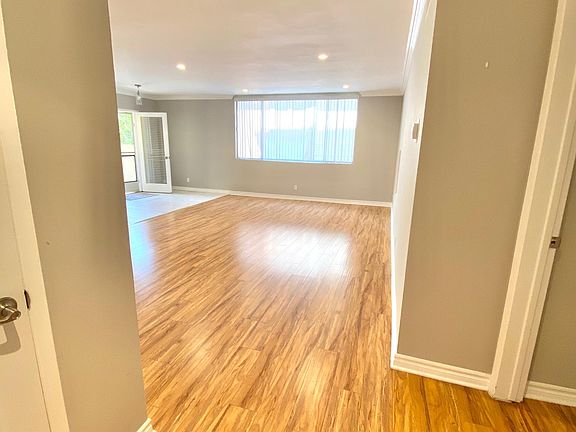 Entryway into Living Room