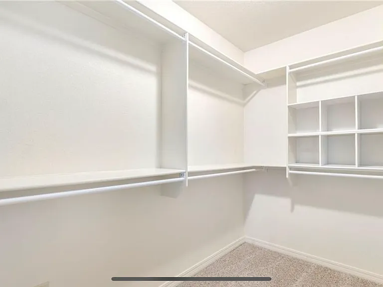 2915 N Raven Ln — Photo 14