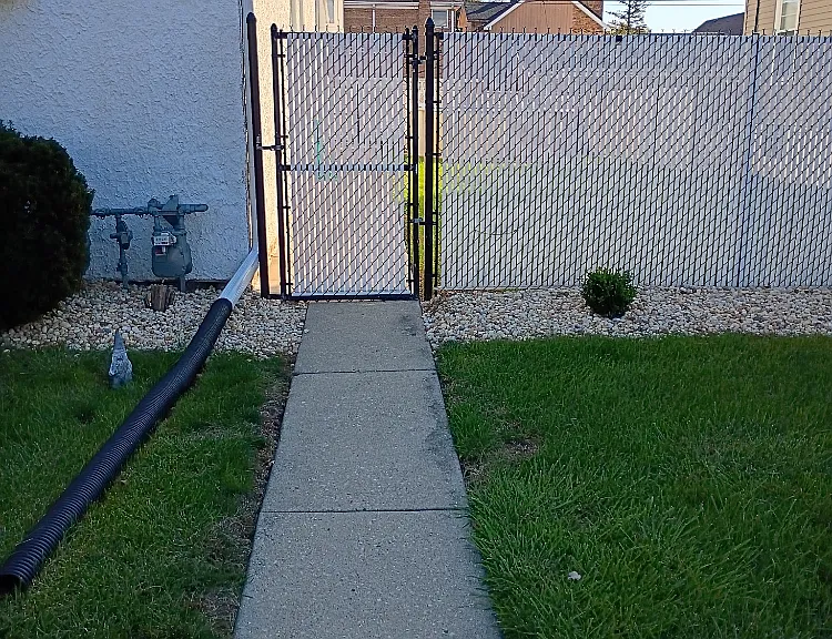 1115 N 12th Ave — Photo 9