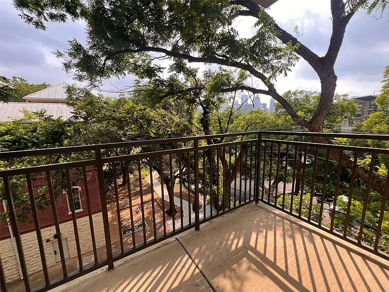 1900 Barton Springs Rd #4041 — Photo 2