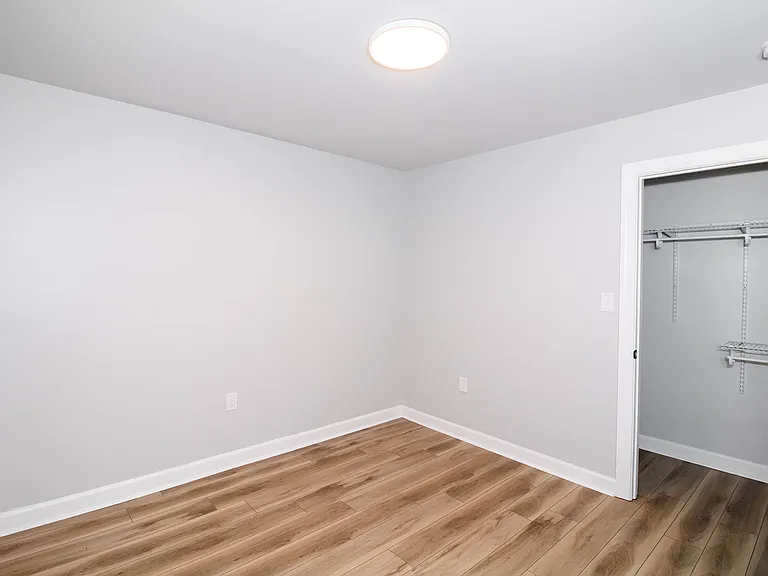 143 Reichard Dr — Photo 4