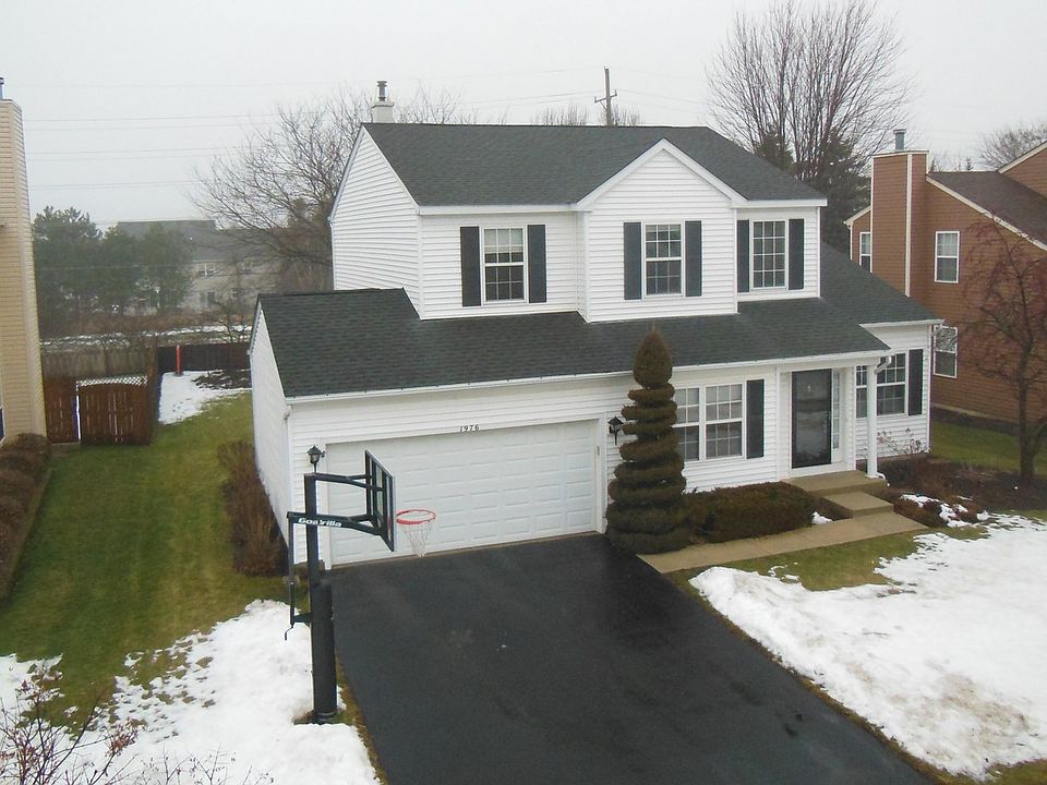 1st image of 1976 Woodhaven Dr
