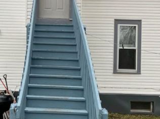 242 6th Ave SW, Cambridge, MN 55008