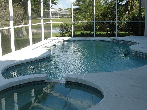Pool/spa