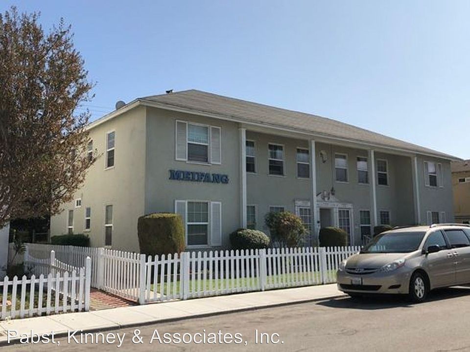 1st image of 124 Bennett Ave #124