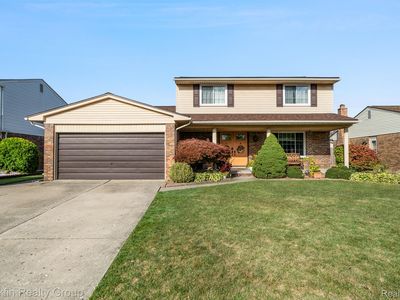 35627 Rainbow Dr, Sterling Heights, MI, 48312
