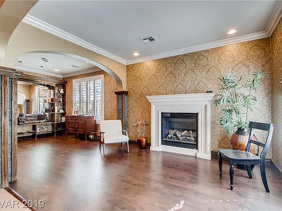 5th image of 512 Cala Morlanda St
