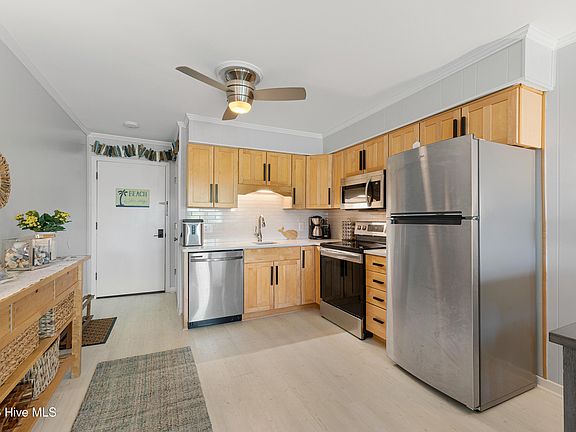 3rd image of 301 Commerce Way #115 Sea Spray