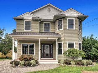 396 N Main St, Manahawkin, NJ 08050