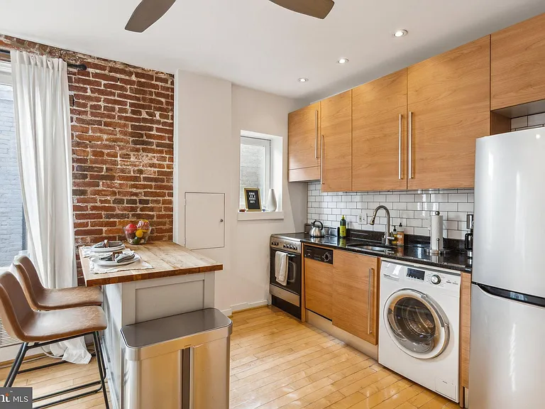 51 Randolph Pl NW #304 — Photo 7