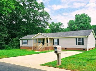 224 Fawn Meadow Dr, Inman, SC 29349