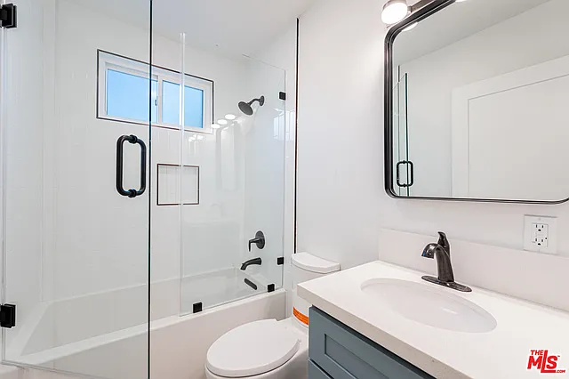 619 N La Fayette Park Pl #4 — Photo 8