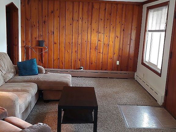 beautiful knotty pine accent