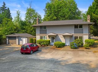 4104 7th St SW #2-B, Puyallup, WA 98373