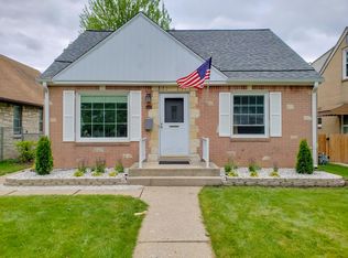 3015 N 77th St, Milwaukee, WI 53222