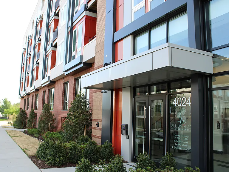 Allium Place — Photo 1
