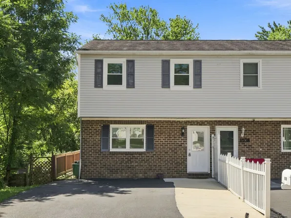 1008 Cloverton Dr, Columbia, PA 17512