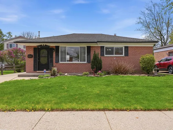 21620 Francis St, Saint Clair Shores, MI 48082