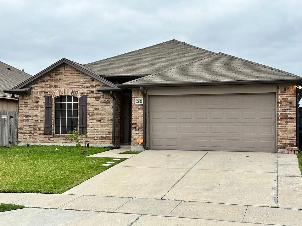 1st image of 2921 Besterio Dr