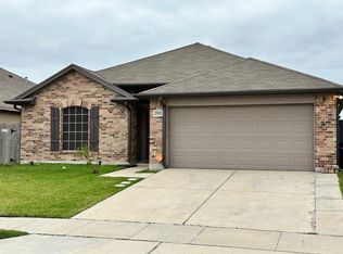 2921 Besterio Dr, Corpus Christi, TX 78415
