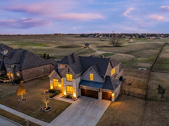 2nd image of 1505 Wolf Ridge Run