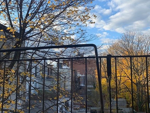 3rd image of 416 7th Ave APT 2