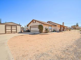 11729 3rd St, Hesperia, CA 92345