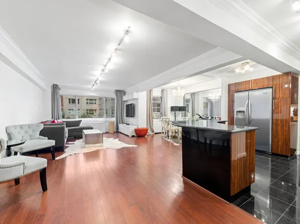 100 West 57th Street image 1 of 6