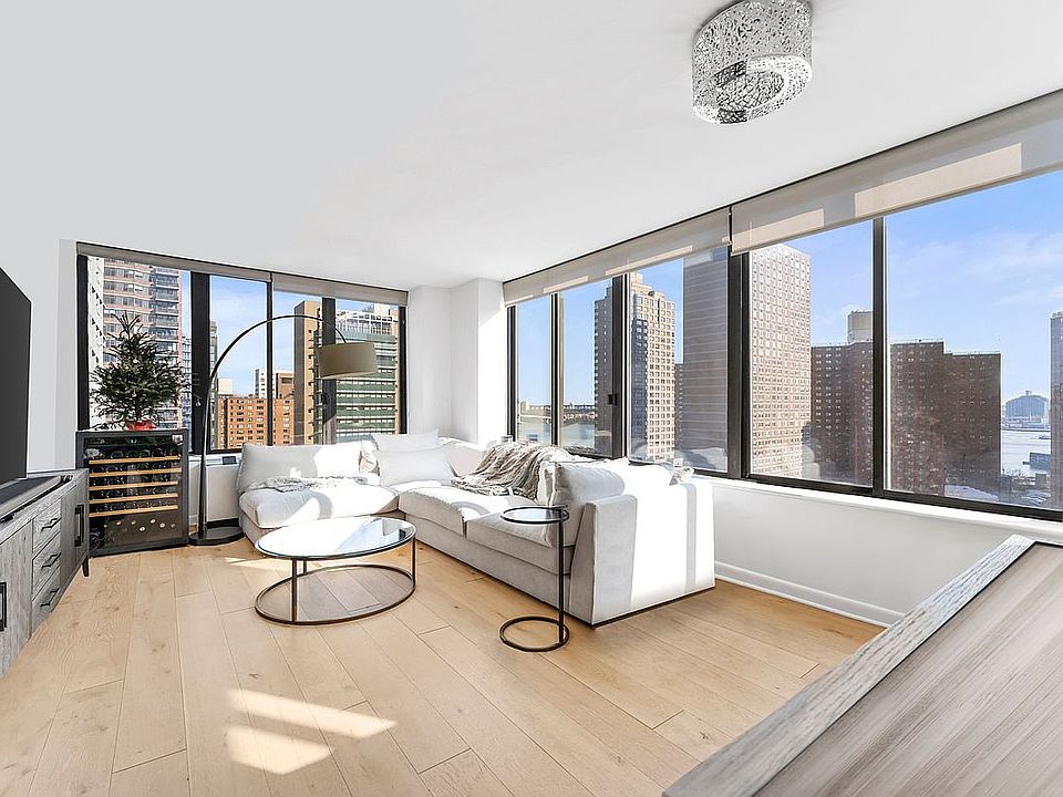 1st image of 300 E 93rd St APT 15E