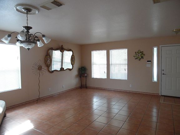 3rd image of 1642 Sunbend Fls