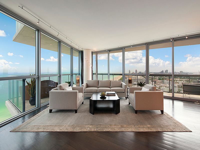 1st image of 101 20th St #3609