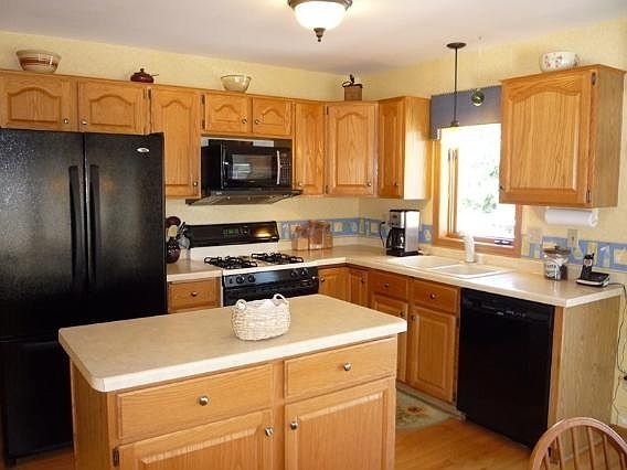 5th image of 614 Brasted Pl