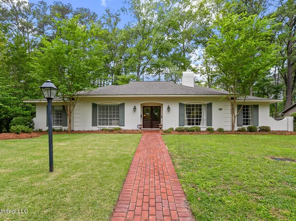 5425 Kaywood Dr, Jackson, MS 39211