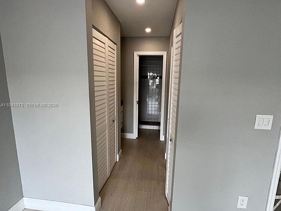 4th image of 3642 NE 171st St APT 504