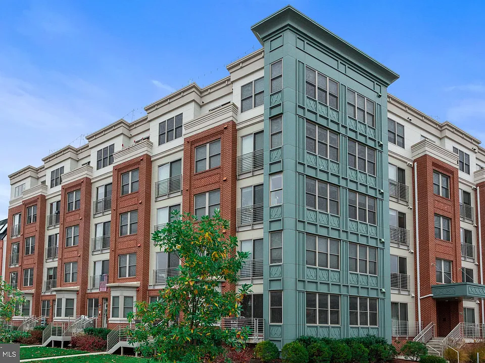 1350 Maryland Ave NE #417