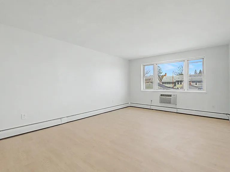 Magnolia Place Apartments — Photo 11