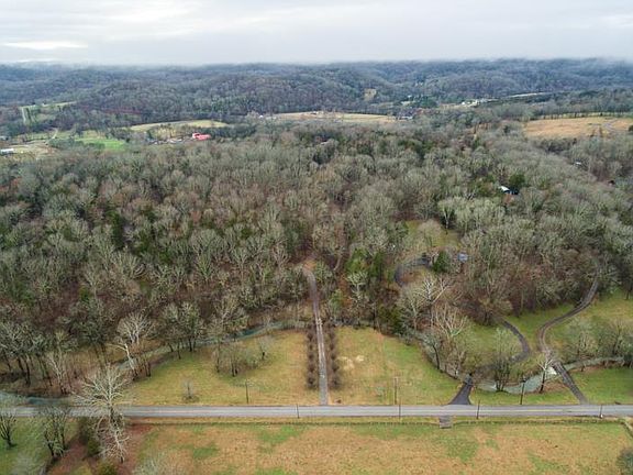 3rd image of 8181 Old Springfield Pike