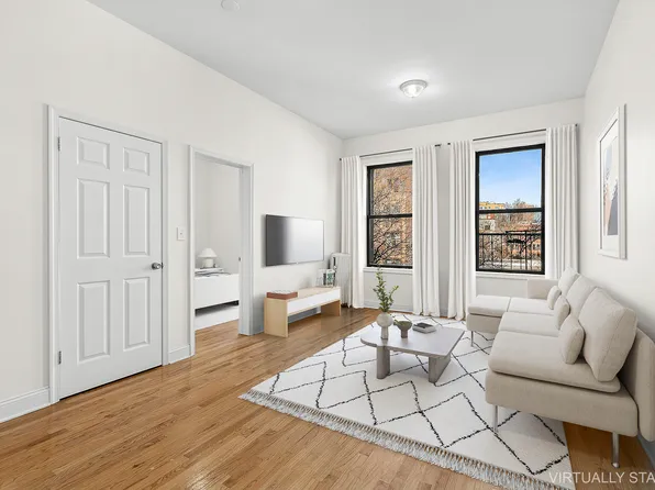 256 Gates Avenue image 1 of 8