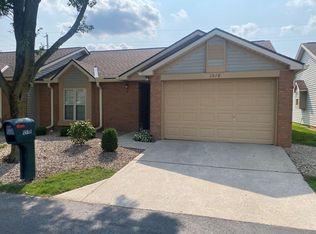 1518 Cross Pointe Cir, Bellefontaine, OH 43311