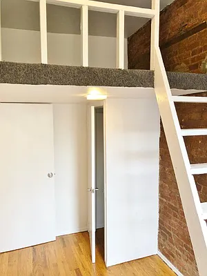 Rented by Best Apartments North Inc | media 30