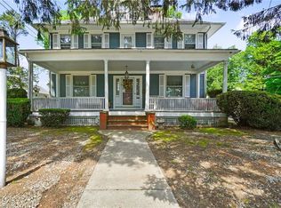 149 Woodward Rd, Providence, RI 02904